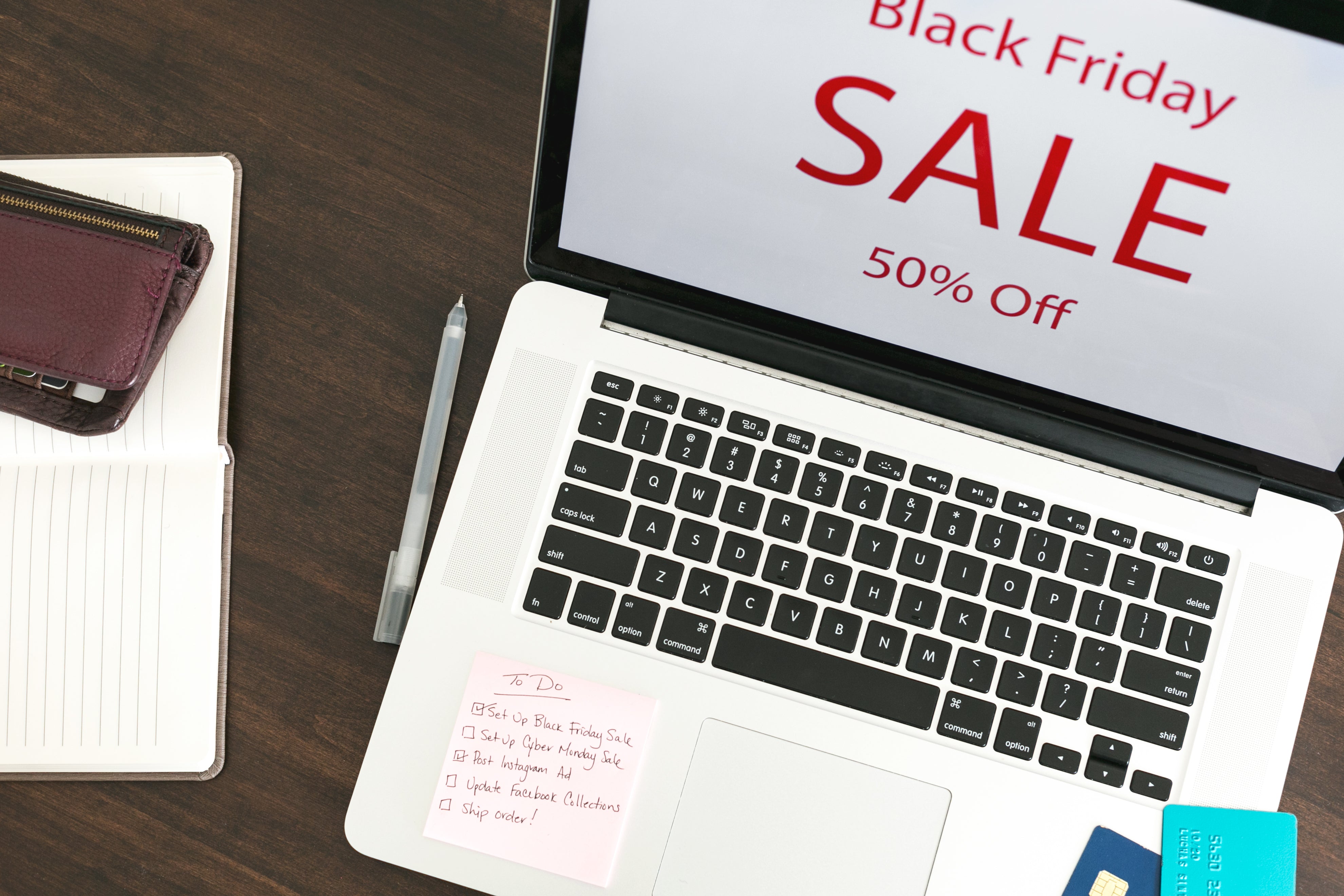 black friday to do list on laptop